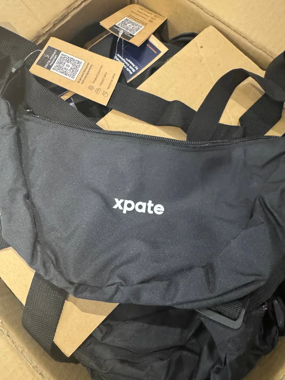 Black xpate belt bag